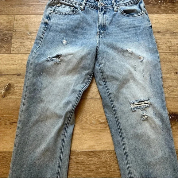 Special A Light Wash Distressed Straight Leg Jeans Size 7 - Picture 4 of 11